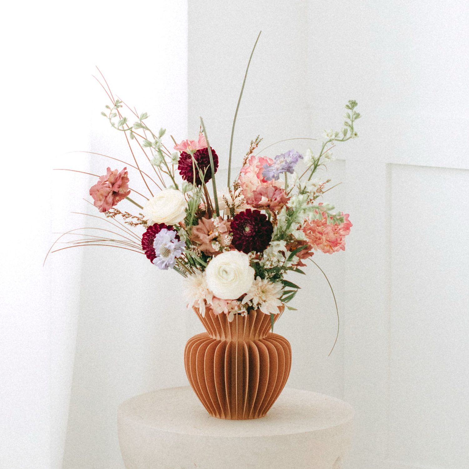 Sonnihaus Studio: MAIA Vase – Hazel Product Image 3 of 4