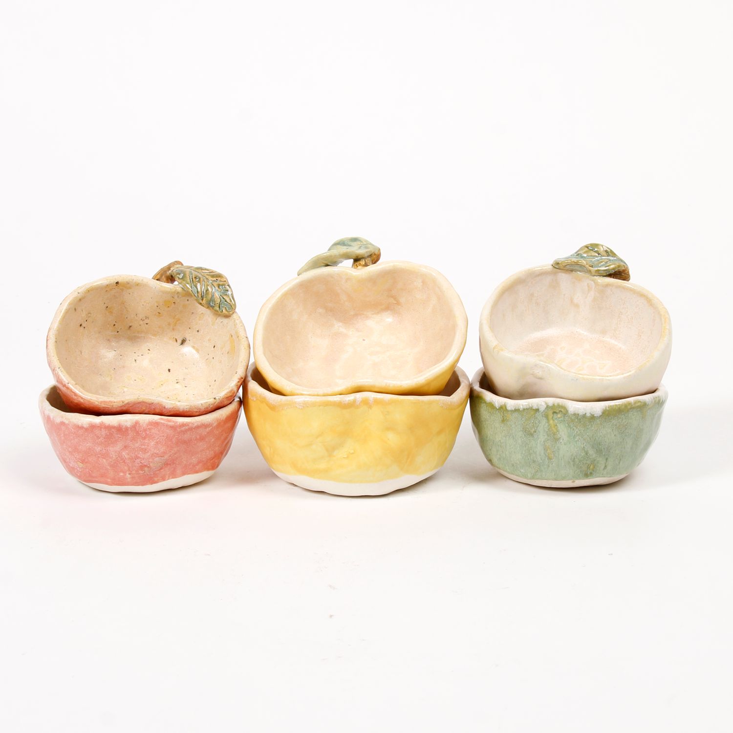 Eekta Trienekens: Apple Shaped Dish in Assorted Colours Product Image 4 of 5