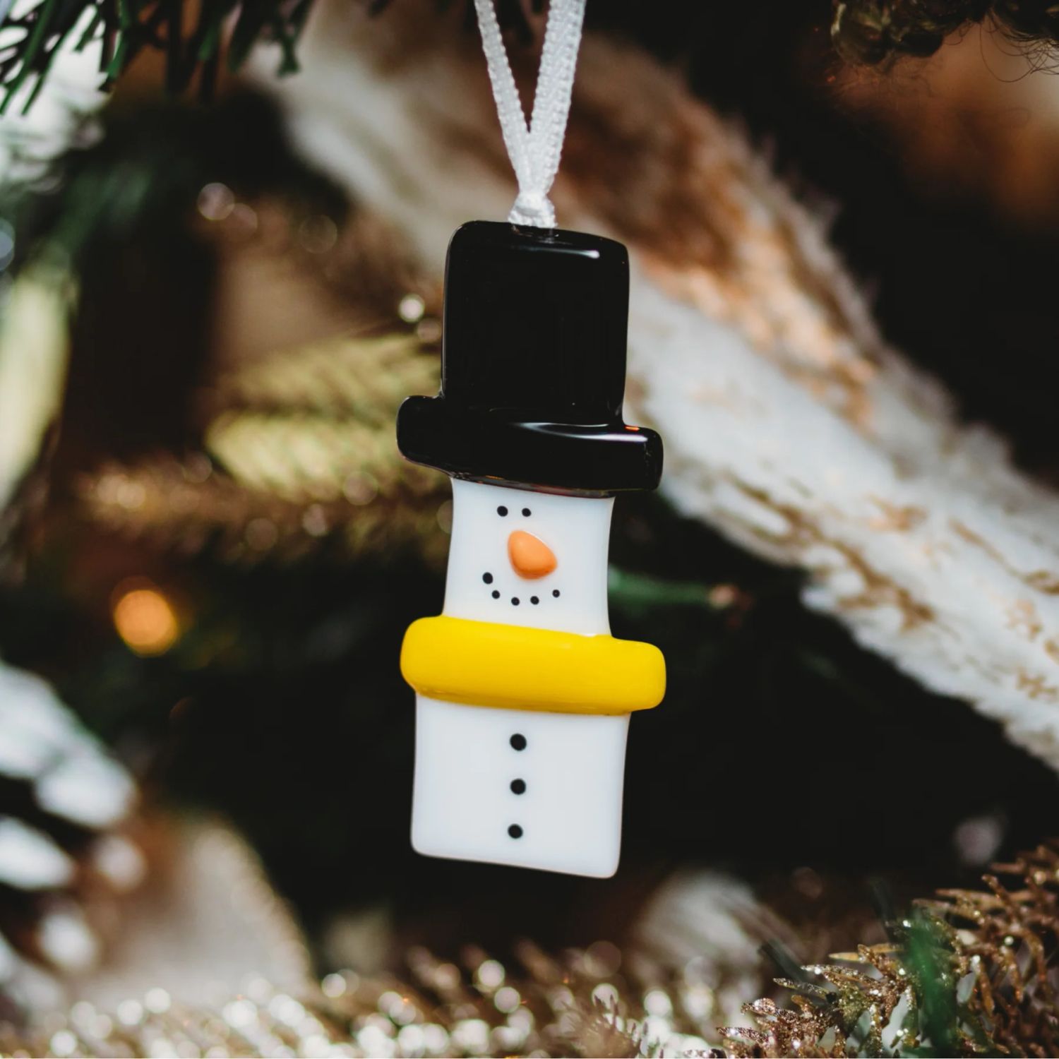 Station Pôle Nord: Snowman Ornament – Yellow Product Image 1 of 1