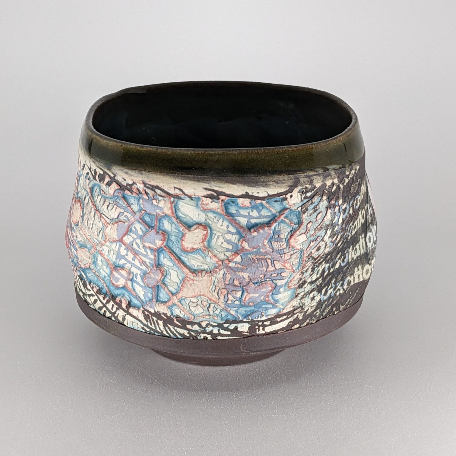 Lisa Gwen Robbins: Tea Bowl, assorted Product Image 1 of 5