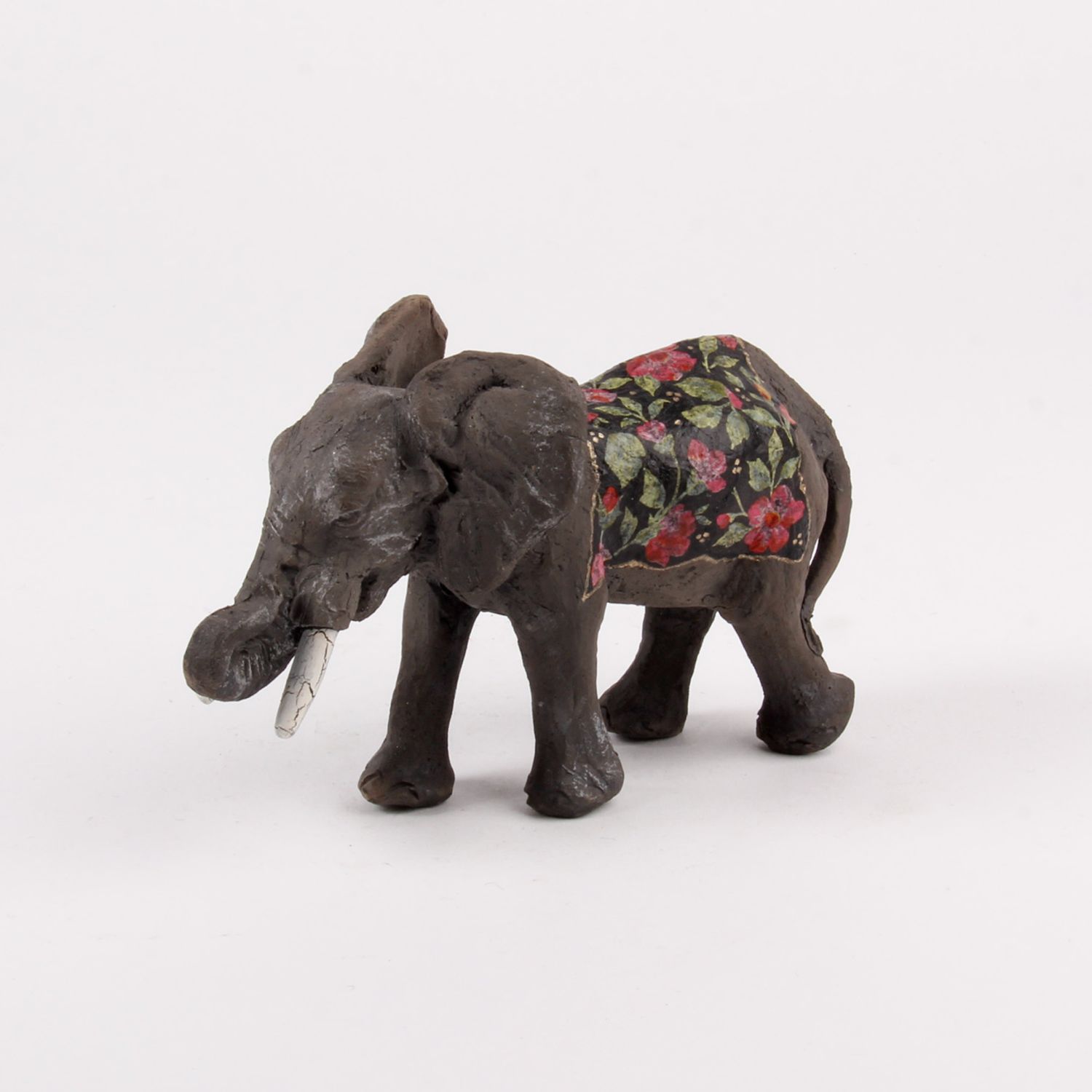 Zsuzsa Monostory: Mini Elephant with Blanket Product Image 3 of 3