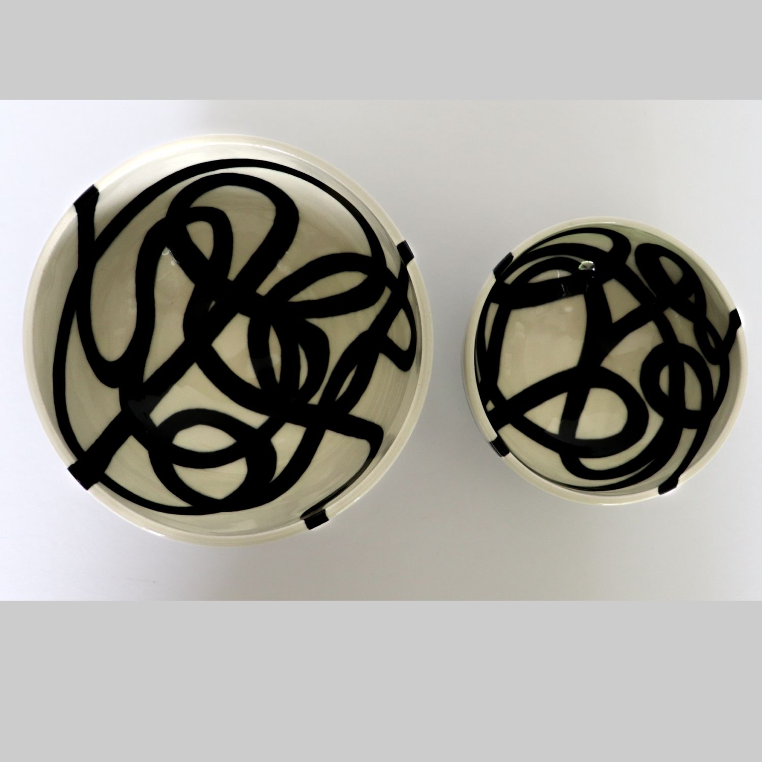 Alana Marcoccia: Interconnected Nesting Bowl – Small Product Image 2 of 9