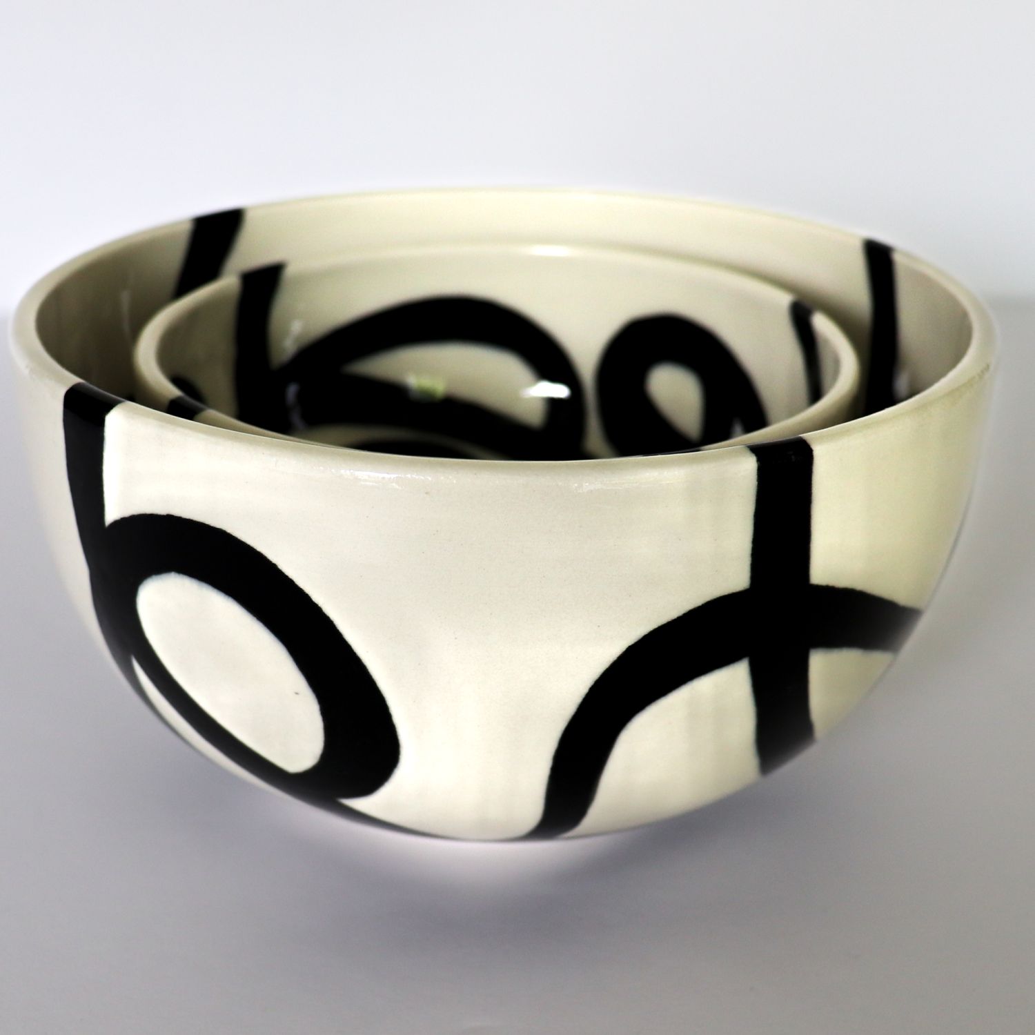 Alana Marcoccia: Interconnected Nesting Bowl – Large Product Image 3 of 11