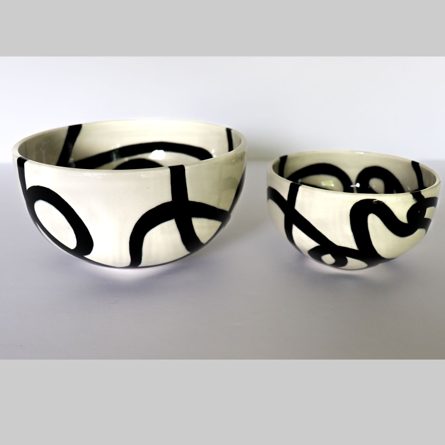 Alana Marcoccia: Interconnected Nesting Bowl – Small Product Image 5 of 9