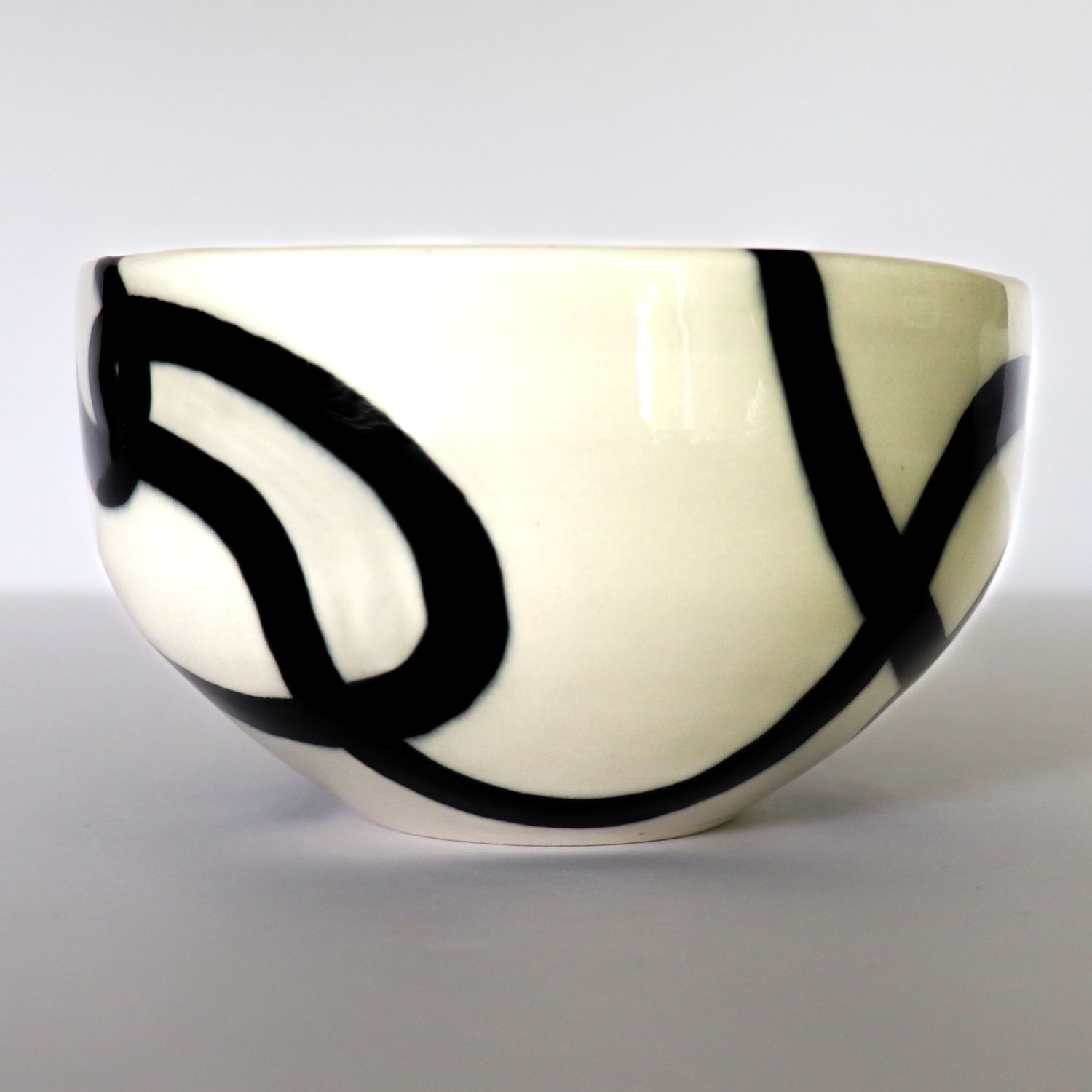 Alana Marcoccia: Interconnected Nesting Bowl – Small Product Image 8 of 9