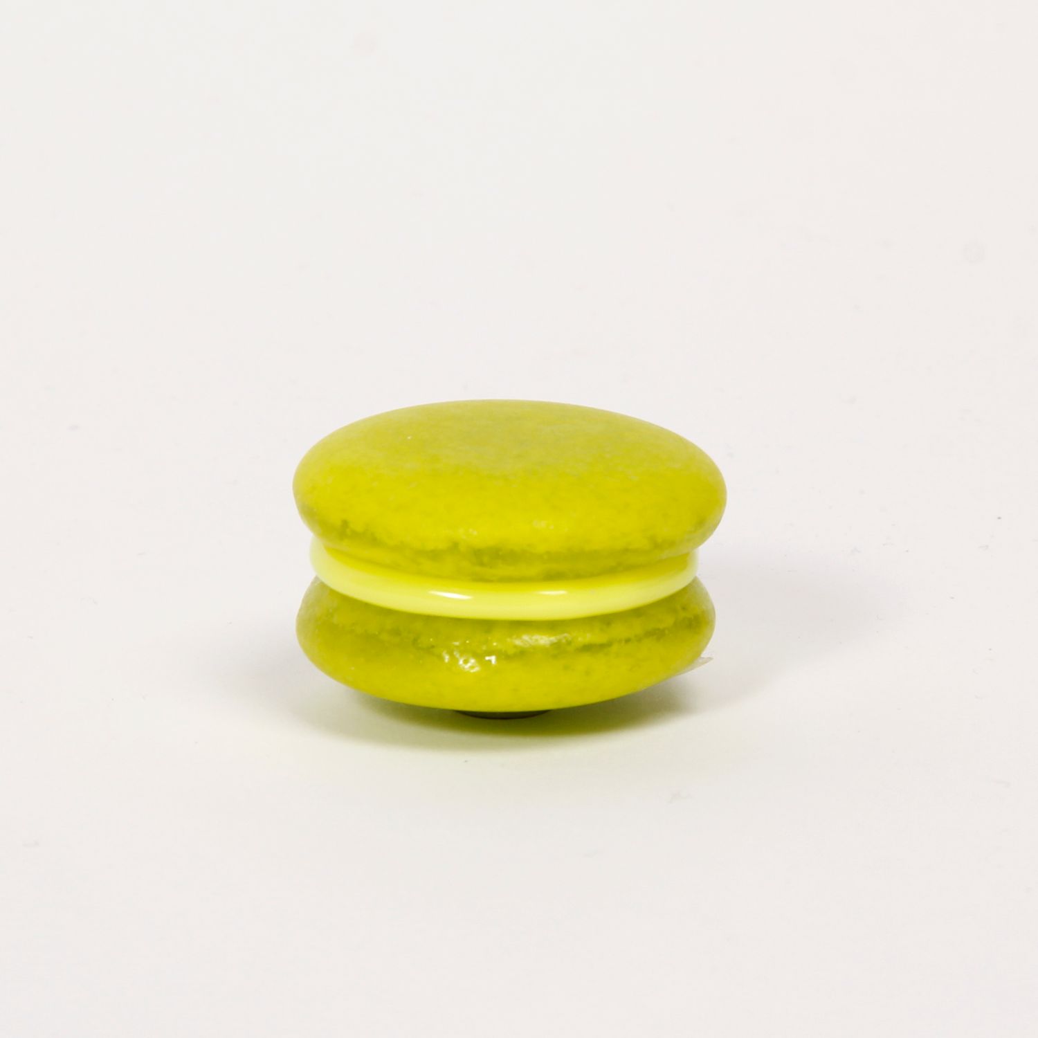 Colourblock: Macaron Magnet -lime Product Image 1 of 3