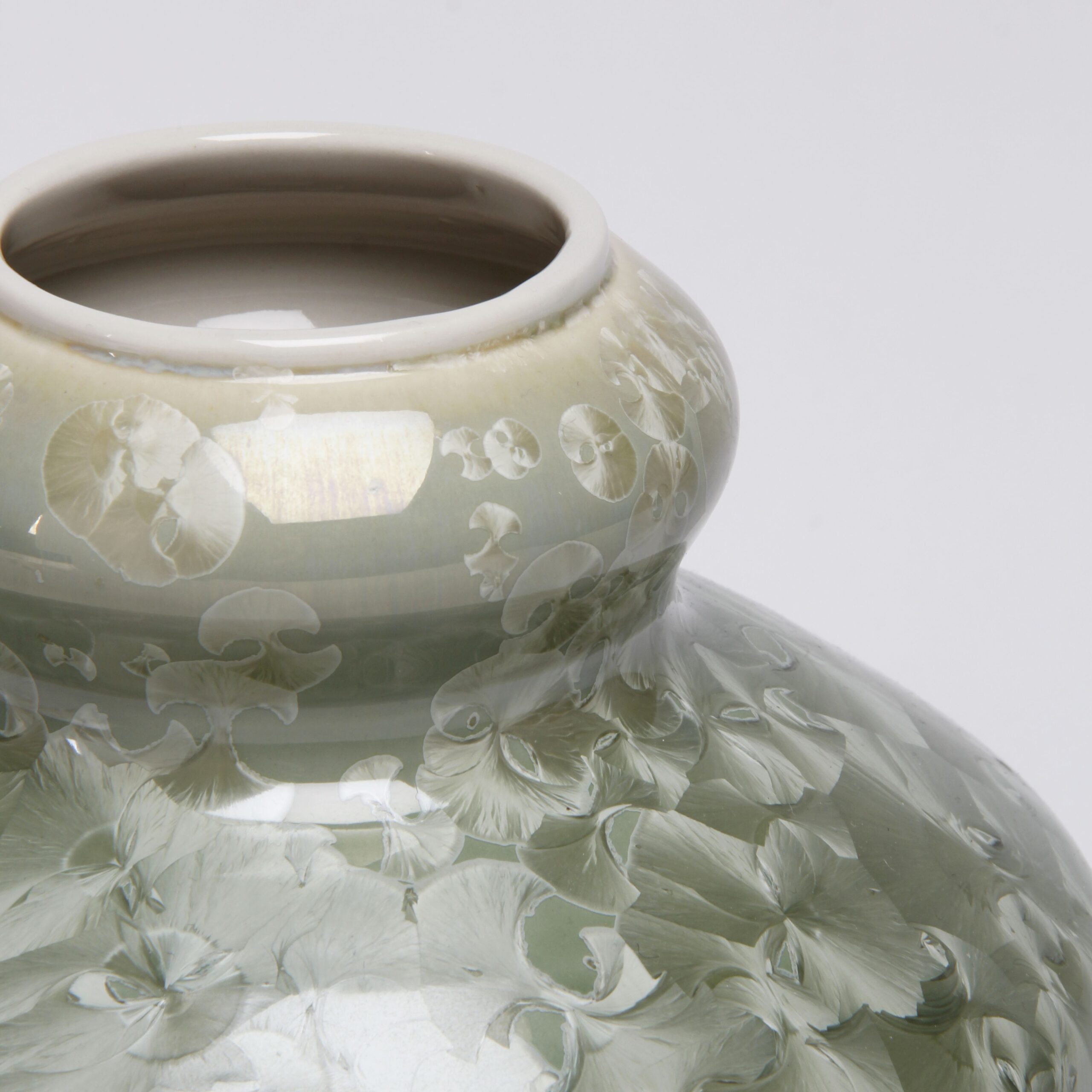 Yumiko Katsuya: Vase – Green & Gold Product Image 4 of 4