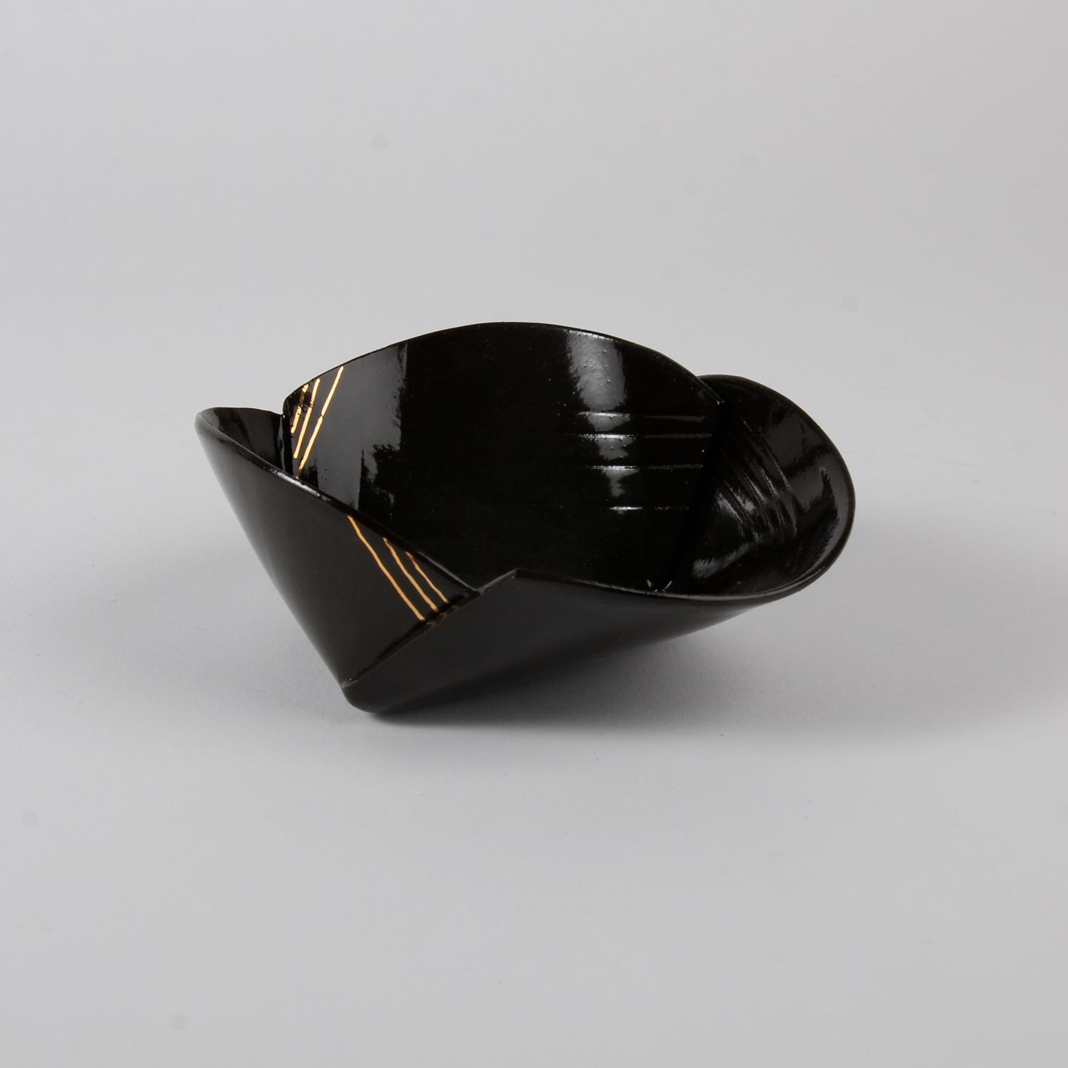 Natalie Waddell: X Large Black Folded Bowl Product Image 6 of 6