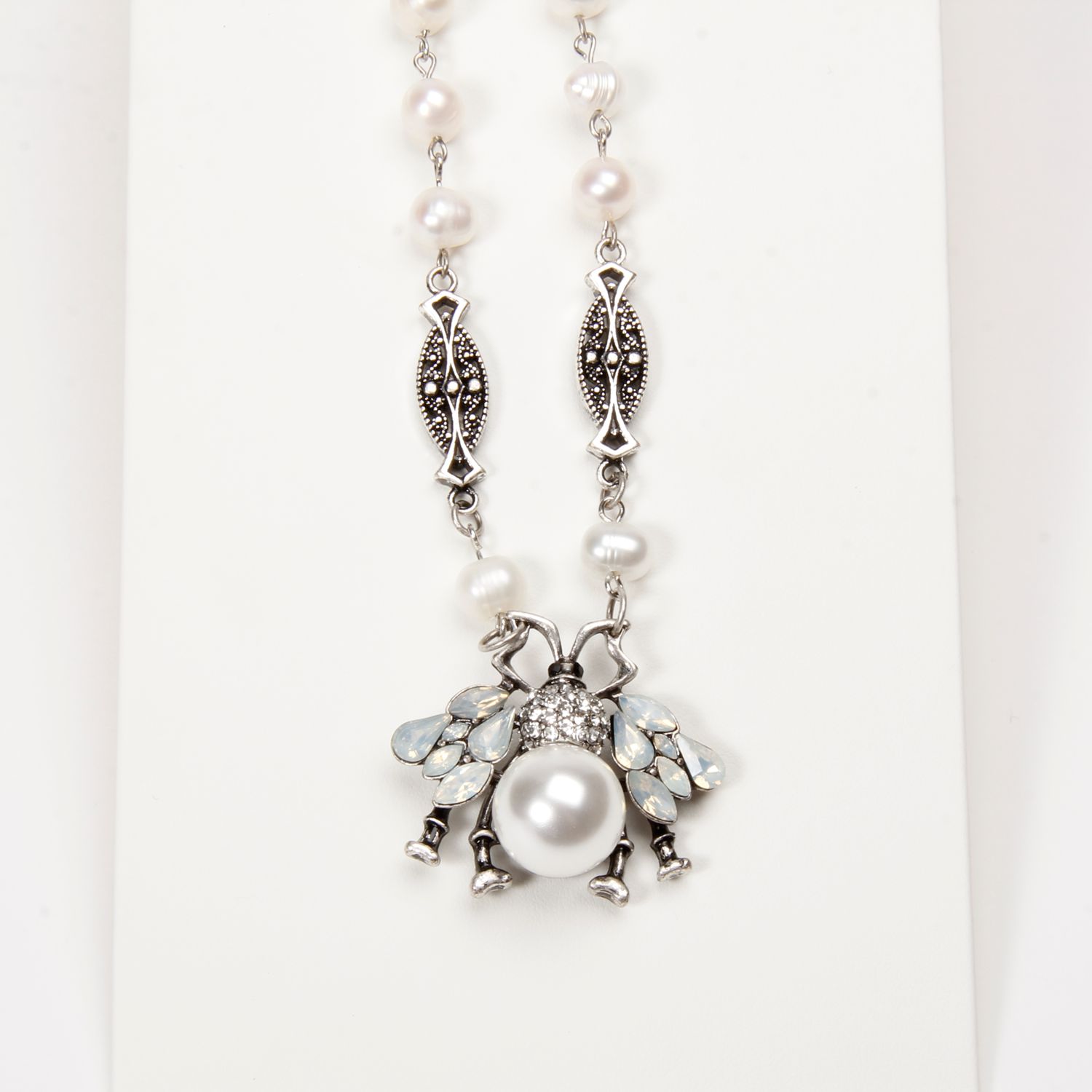 Valentine Rouge Jewellery: Ostuni Queen Bee Pearl Necklace Product Image 2 of 3