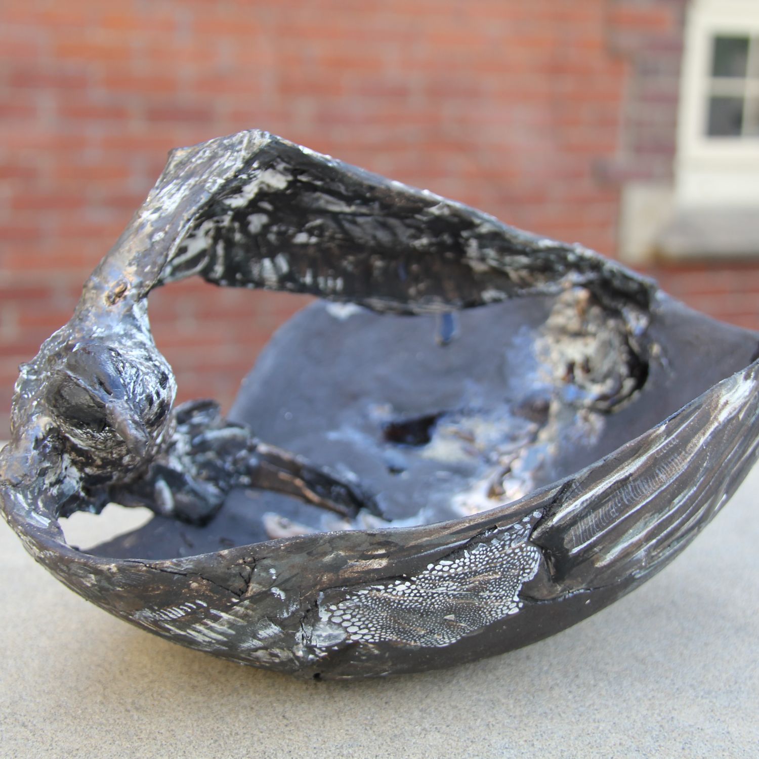 Lisa Creskey: Sculptural Bowl – American crow Product Image 1 of 2