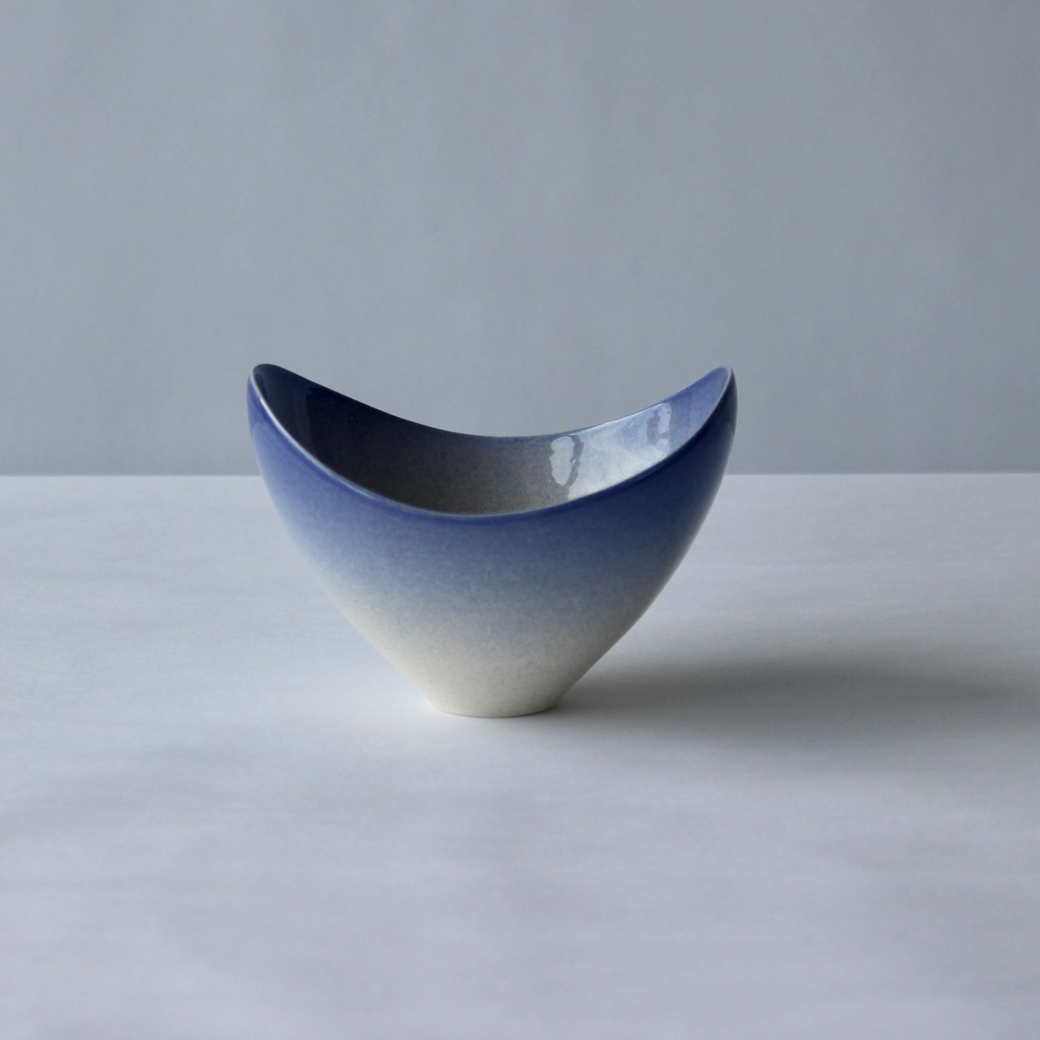 Annika Hoefs: Small Curved Edge Bowl – Blue & White Product Image 1 of 1