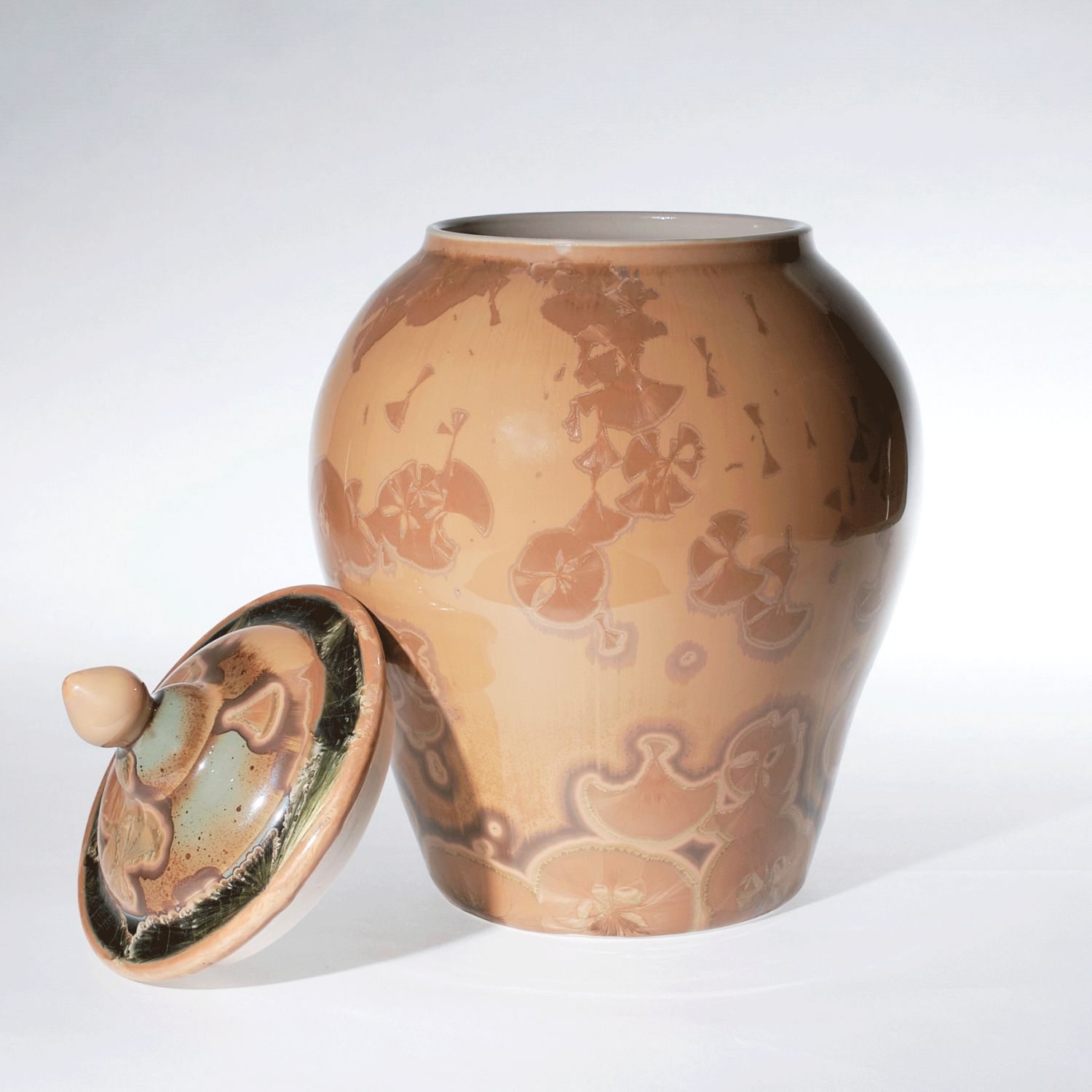 Yumiko Katsuya: Lidded Container – Golden Brown Product Image 2 of 2